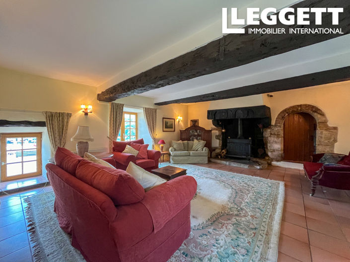 Image No.3-4 Bed House for sale