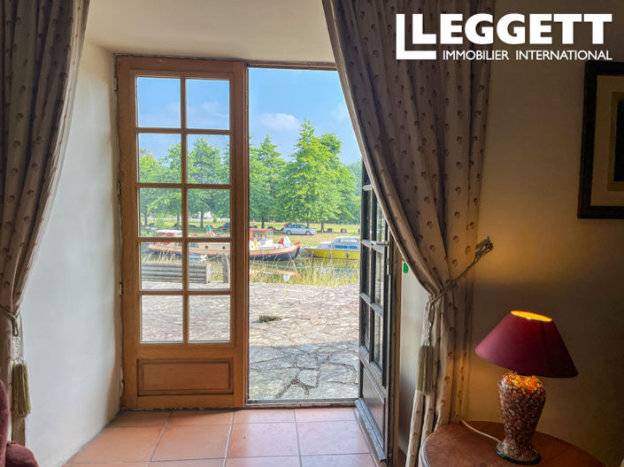 Image No.4-4 Bed House for sale