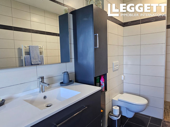 Image No.7-4 Bed House for sale