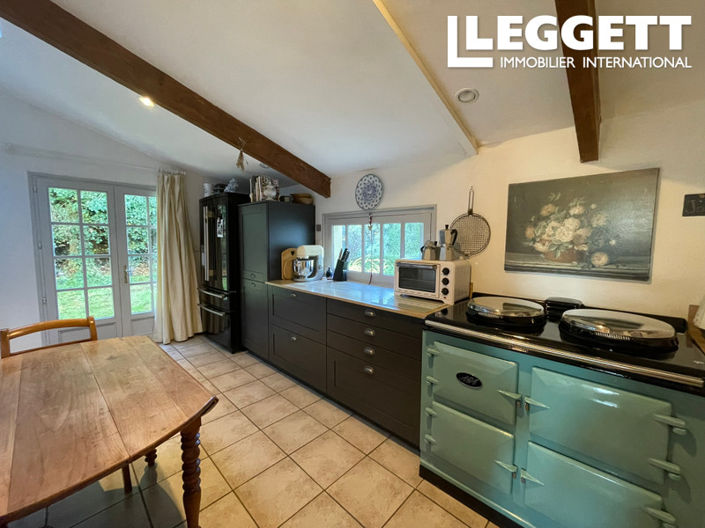 Image No.4-2 Bed House for sale