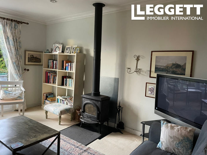 Image No.6-2 Bed House for sale