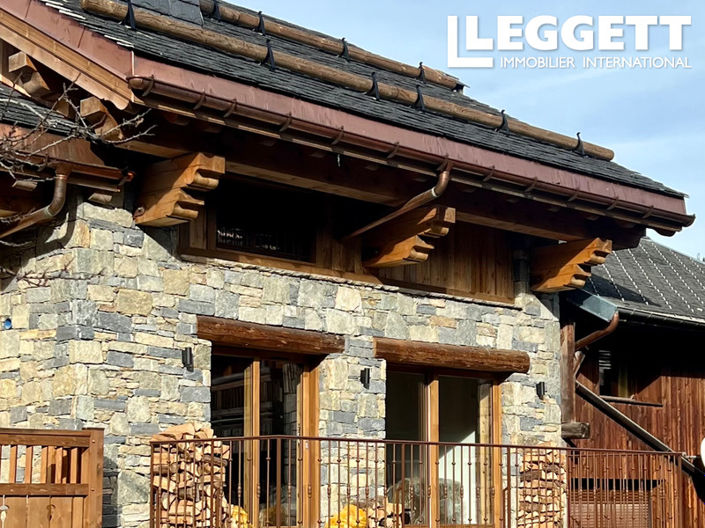 Image No.1-6 Bed House for sale