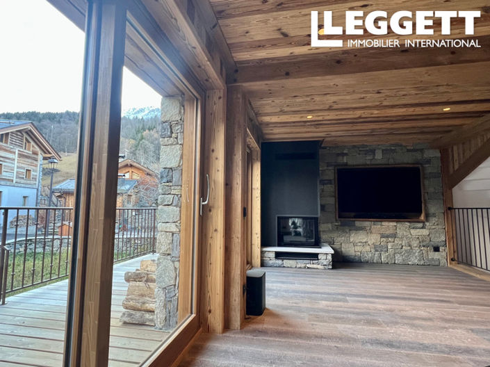 Image No.7-6 Bed House for sale