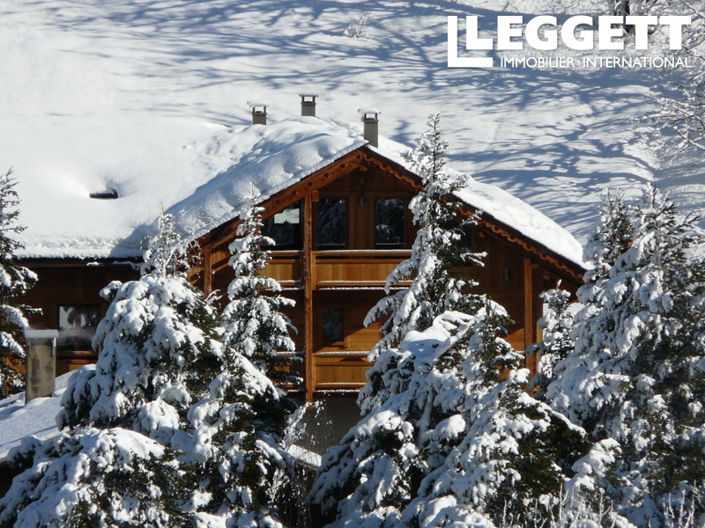 Image No.1-Maison de 6 chambres à vendre à La Salle-les-Alpes