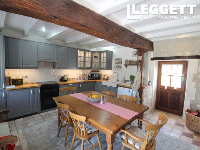 Image No.3-4 Bed House for sale