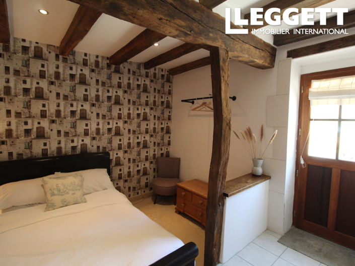 Image No.7-4 Bed House for sale