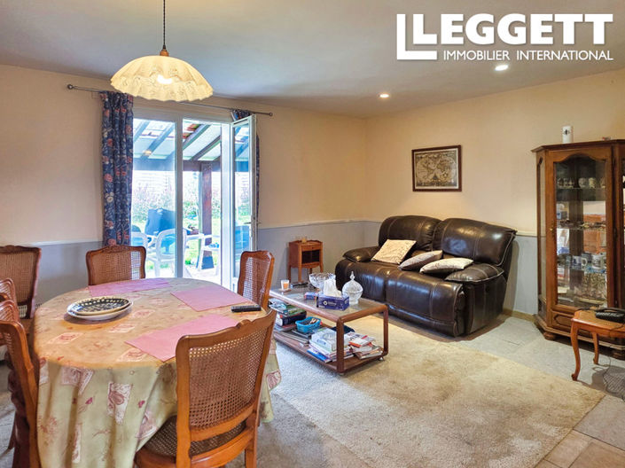 Image No.4-2 Bed House for sale