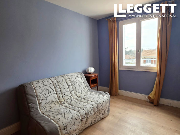 Image No.6-2 Bed House for sale