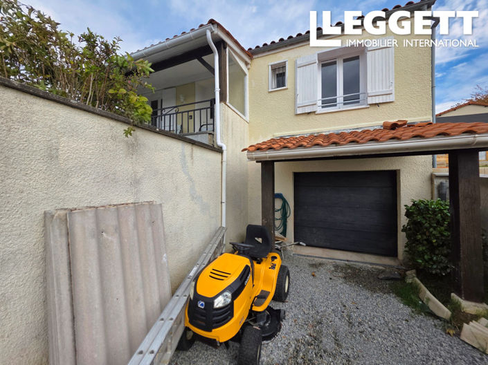 Image No.9-2 Bed House for sale