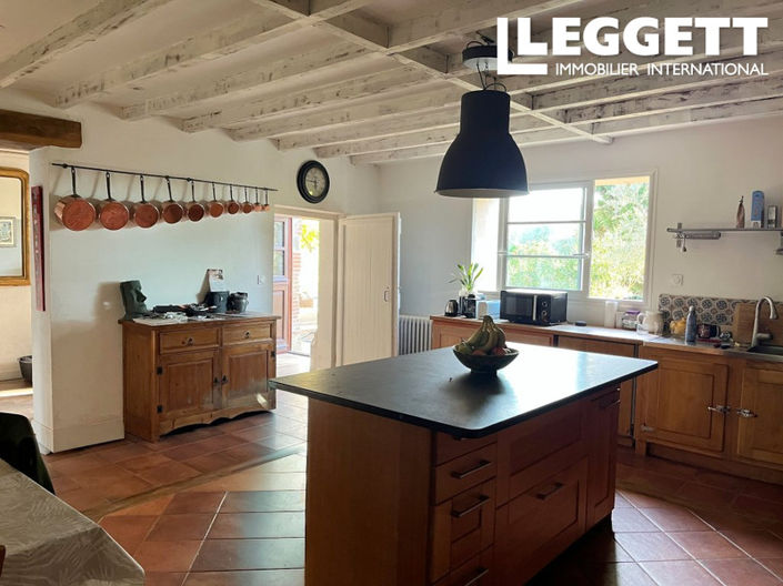 Image No.5-7 Bed House for sale