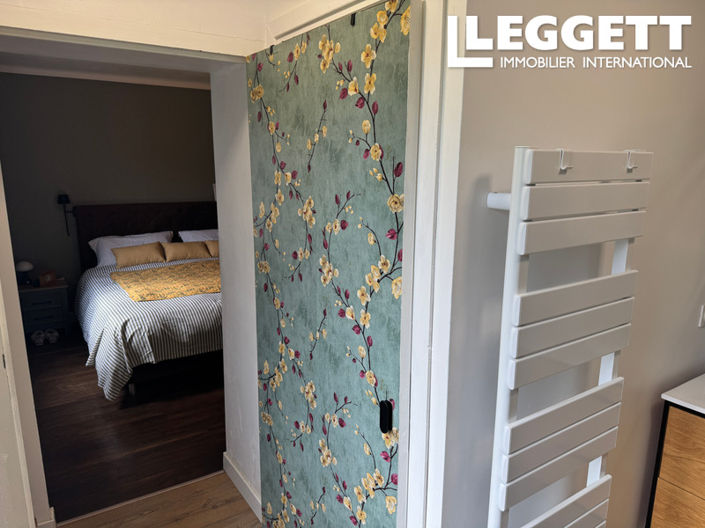 Image No.10-2 Bed House for sale