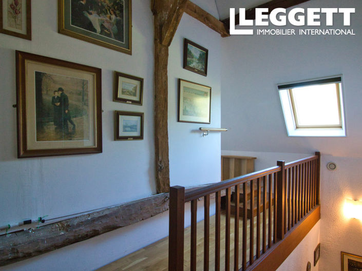 Image No.6-5 Bed House for sale