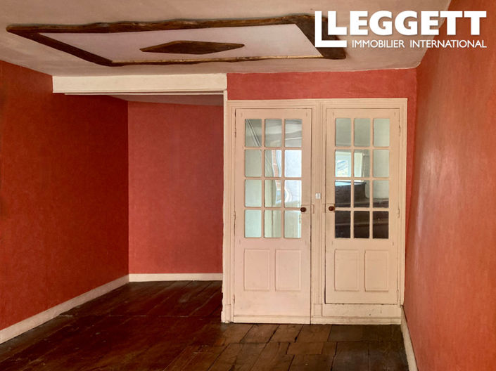 Image No.9-3 Bed House for sale