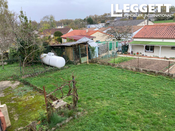 Image No.10-2 Bed House for sale