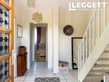 ahr0chm6ly9jzg4uagvzdglhlmltbw8vaw1hz2uvvevom