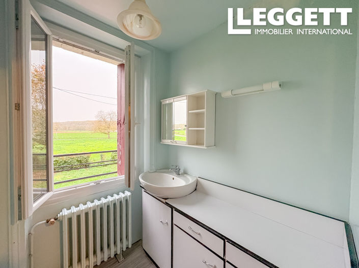 Image No.4-House for sale