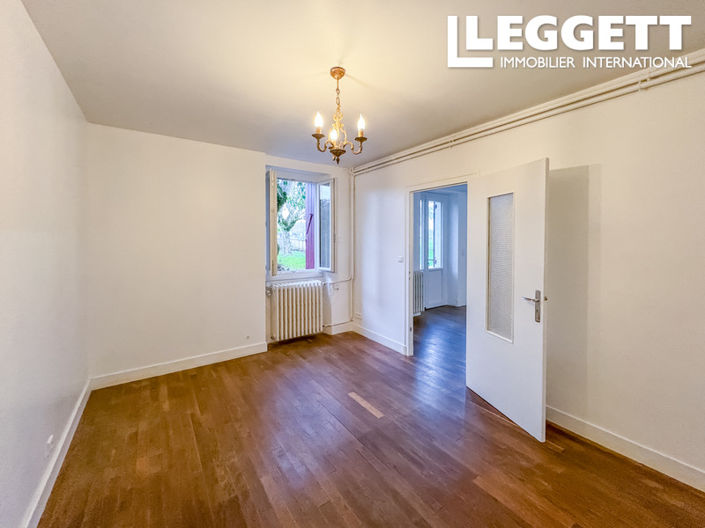 Image No.5-House for sale