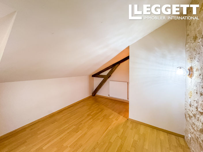 Image No.6-House for sale