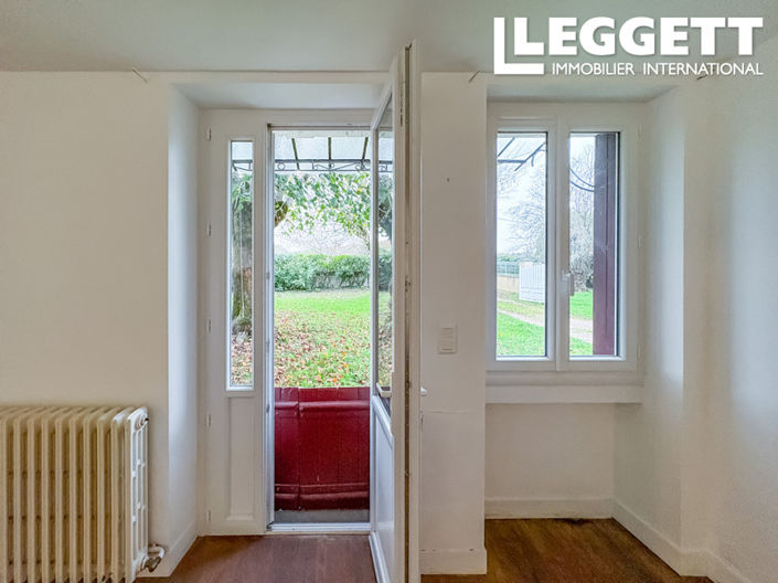 Image No.9-House for sale