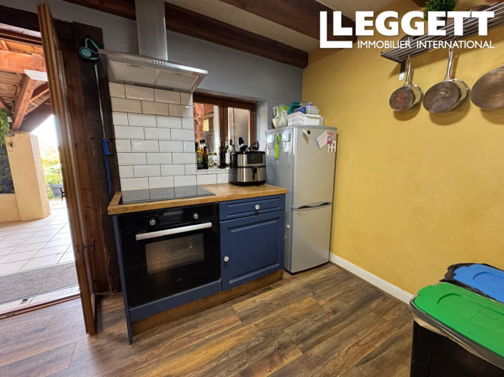 Image No.6-4 Bed House for sale