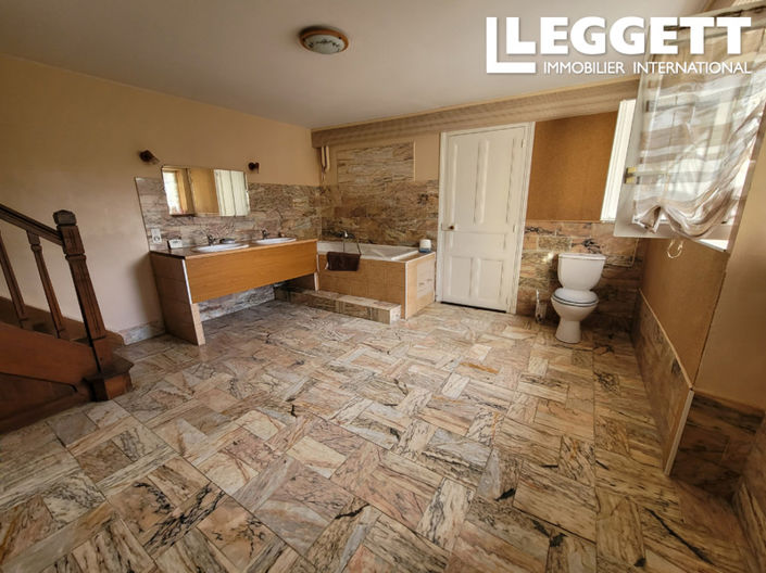 Image No.9-3 Bed House for sale