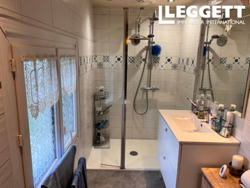 ahr0chm6ly9jzg4uagvzdglhlmltbw8vaw1hz2uvvevom