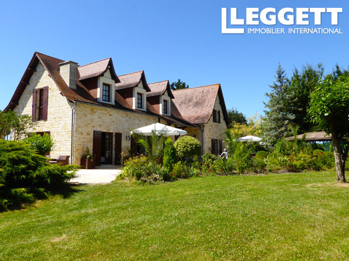 Image No.1-8 Bed House for sale