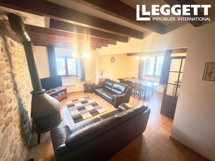 Image No.2-4 Bed House for sale