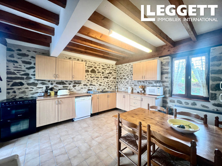 Image No.3-4 Bed House for sale