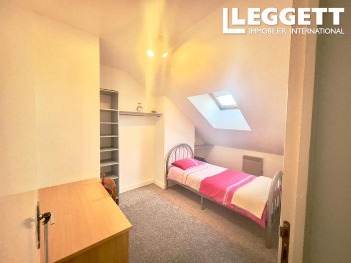 Image No.7-4 Bed House for sale