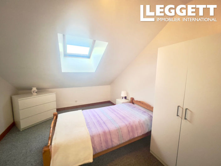 Image No.7-4 Bed House for sale