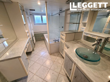 ahr0chm6ly9jzg4uagvzdglhlmltbw8vaw1hz2uvvevom