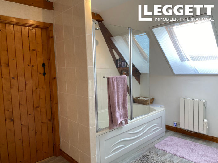 Image No.9-Maison de 4 chambres à vendre à Isigny-le-Buat