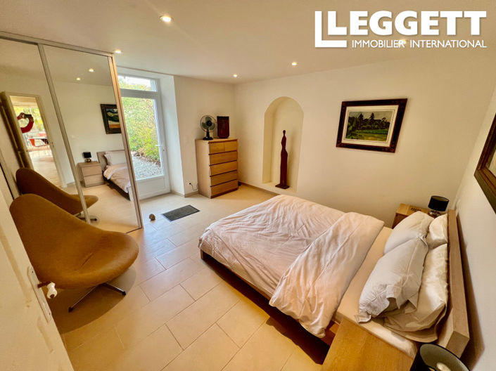 Image No.10-4 Bed House for sale