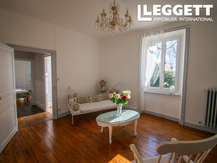 Image No.9-4 Bed House for sale