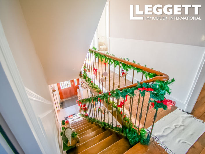 Image No.9-4 Bed House for sale