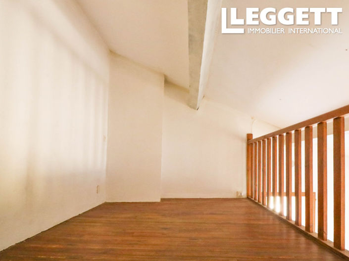 Image No.5-1 Bed House for sale