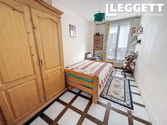 Image No.9-2 Bed House for sale