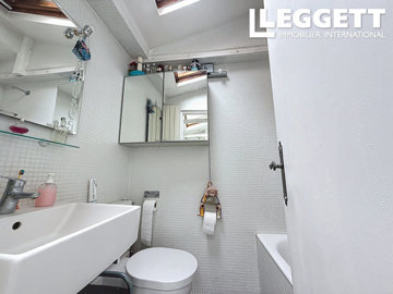 ahr0chm6ly9jzg4uagvzdglhlmltbw8vaw1hz2uvvevom