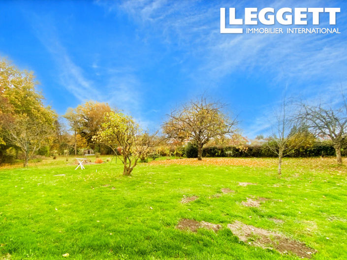 Image No.10-3 Bed House for sale