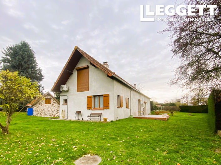 Image No.8-3 Bed House for sale