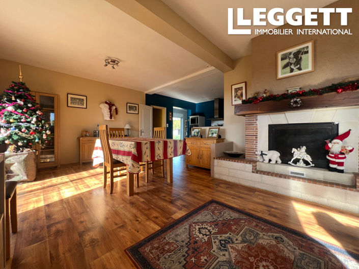 Image No.3-3 Bed House for sale