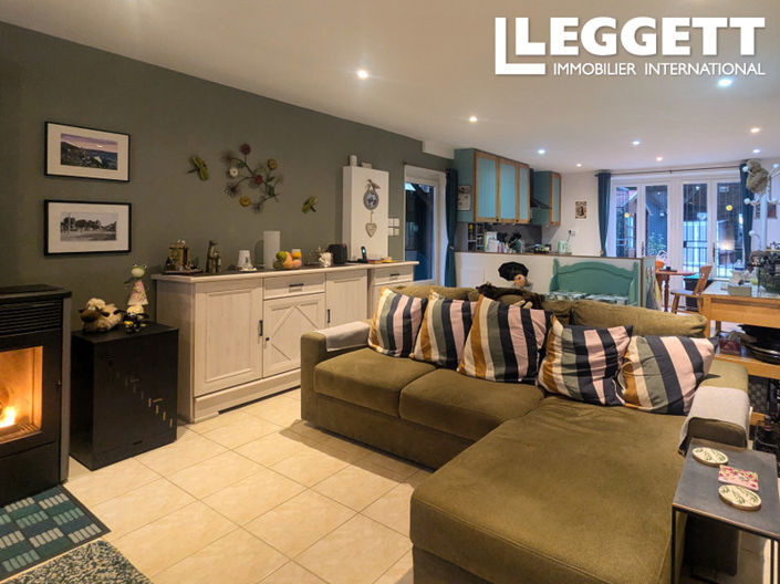 Image No.3-2 Bed House for sale