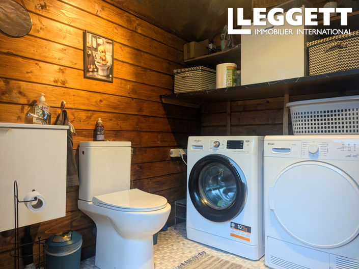 Image No.8-2 Bed House for sale