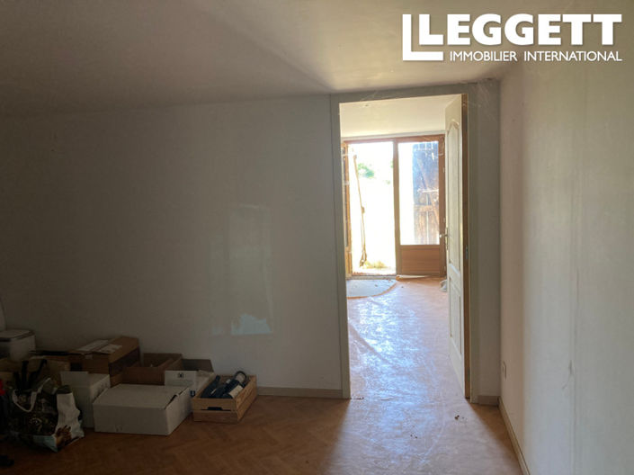 Image No.6-House for sale