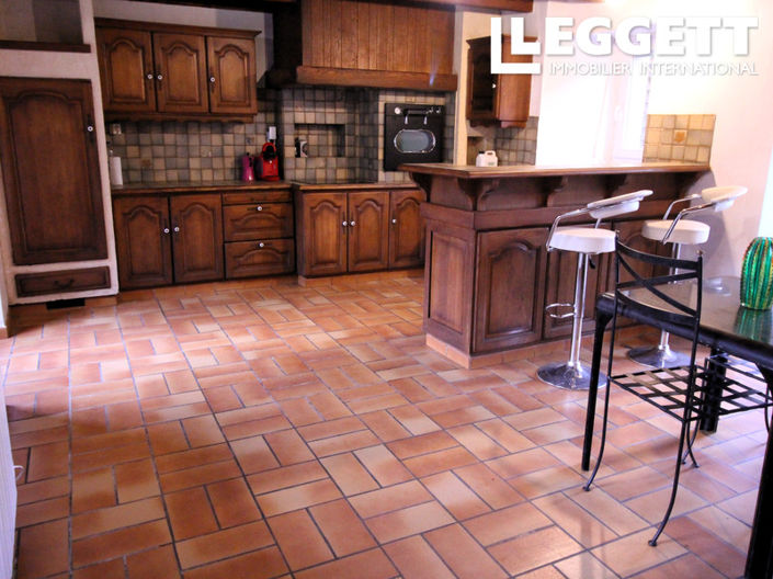 Image No.3-3 Bed House for sale