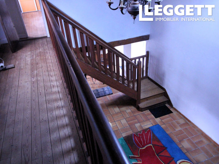 Image No.6-3 Bed House for sale