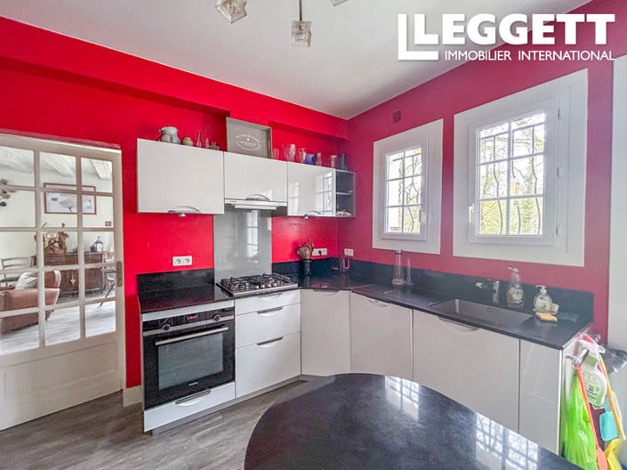 Image No.5-7 Bed House for sale