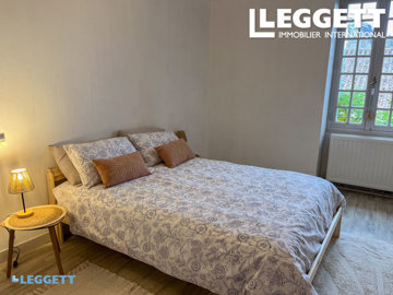 ahr0chm6ly9jzg4uagvzdglhlmltbw8vaw1hz2uvvevom