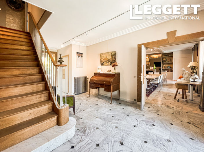 Image No.7-20 Bed House for sale